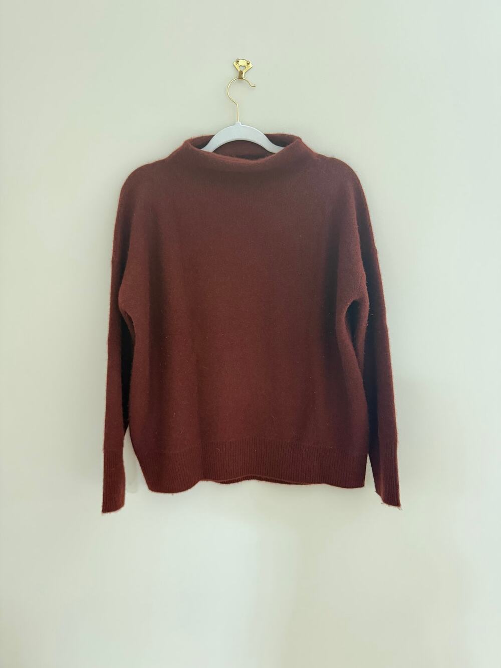 Vince 100% Cashmere Mock Neck Sweater Burgundy Size S